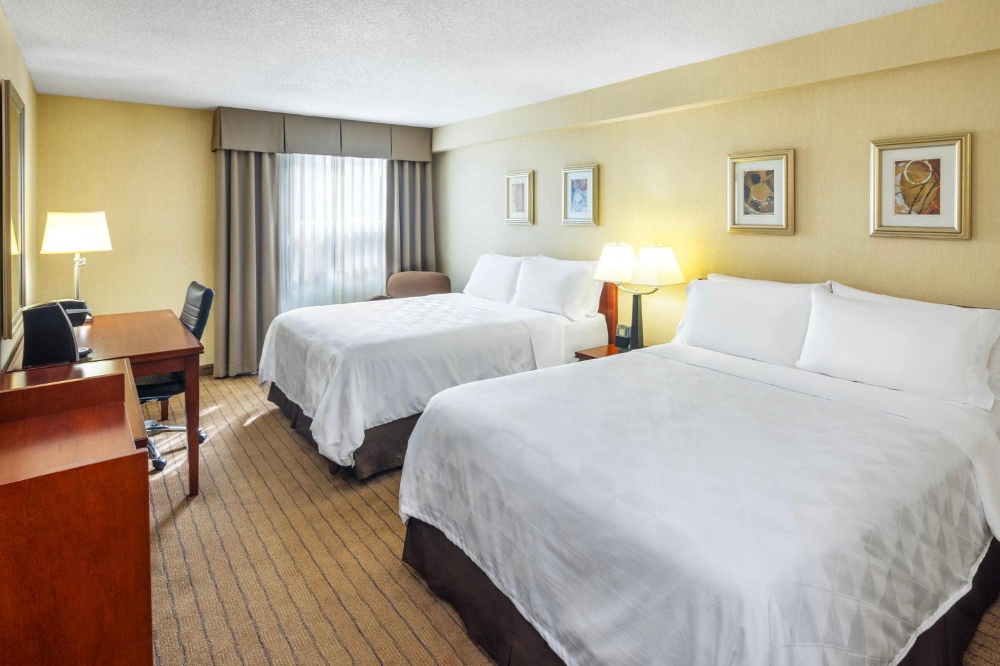 Holiday Inn Laval Montreal By Ihg Exterior foto